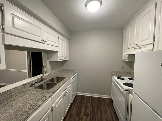 640 Weathersby Rd #0 — Photo 1