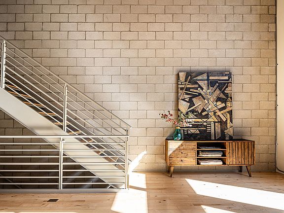 5th image of 3450 Cahuenga Blvd W #405A