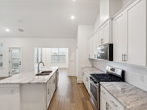 5th image of 273 Gulfstream Dr