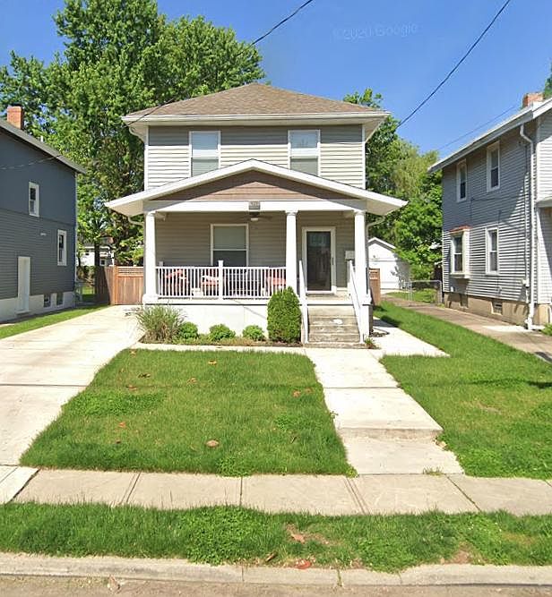 1st image of 4211 32nd Ave