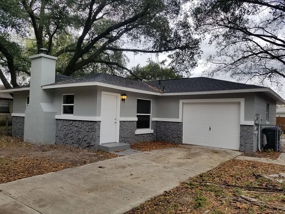 1509 Foxridge Run SW