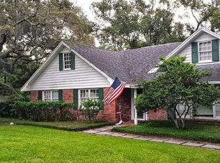 408 Island Rd, Temple Terrace, FL 33617