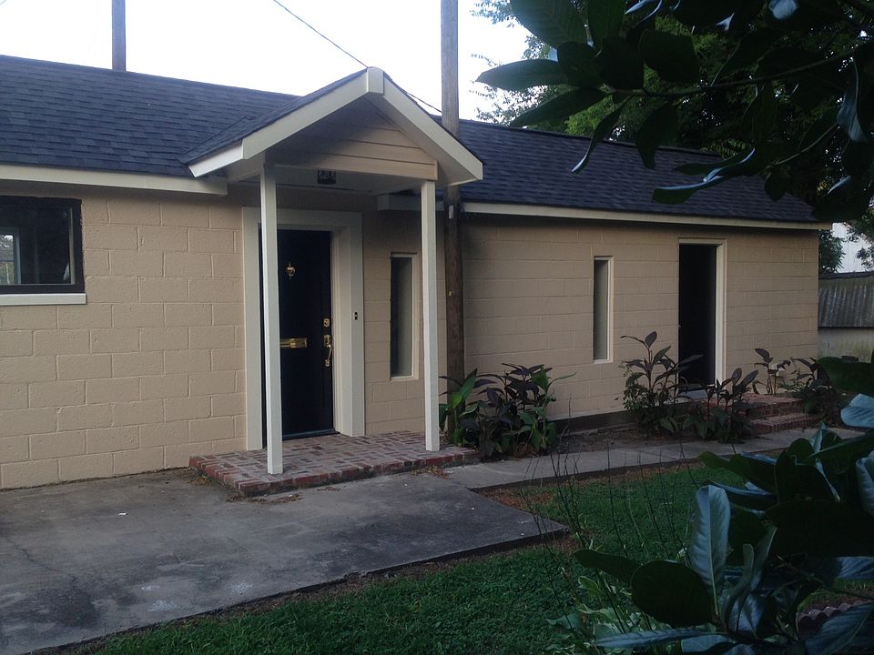 Front Apartment View