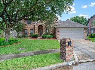 5109 Ridgecrest Dr, La Porte, TX 77571