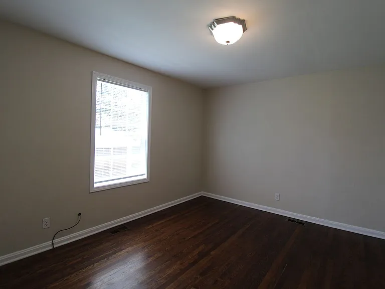 5321 W 50th Ter — Photo 10
