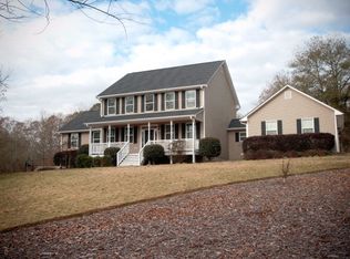 1141 Honeysuckle Dr, Watkinsville, GA 30677