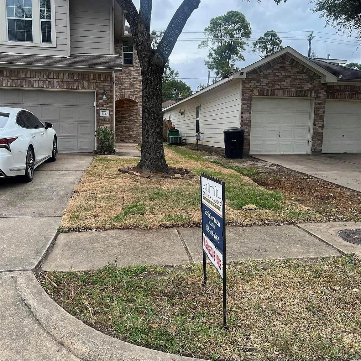 3 bed, 2.5 bath, 1865 sqft, $2,000 — Photo 1