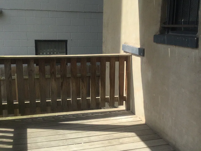 6111 S Greenwood Ave #1S — Photo 22