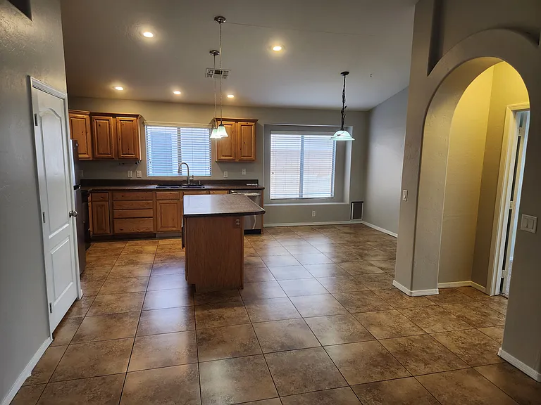8375 W Bluefield Ave — Photo 4