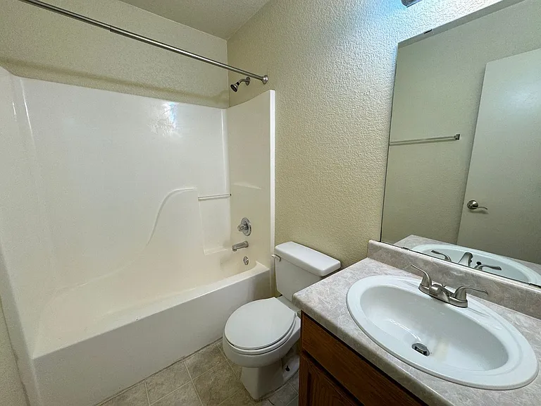 205 Lydia Dr — Photo 14