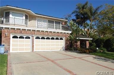 FRONT HOUSE