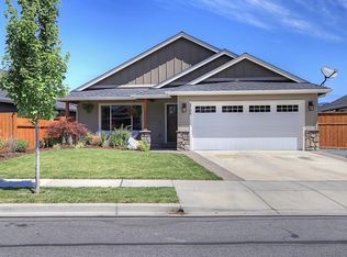 2786 SW Esther Ln, Grants Pass, OR 97527
