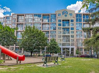 65 Scadding Ave #918, Toronto, ON M5A 4L1