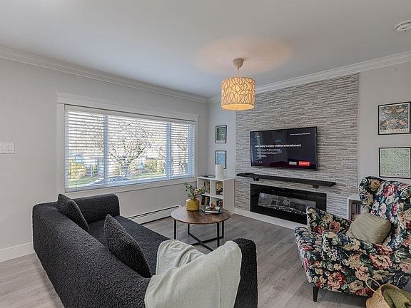4th image of 246 Osborne Ave