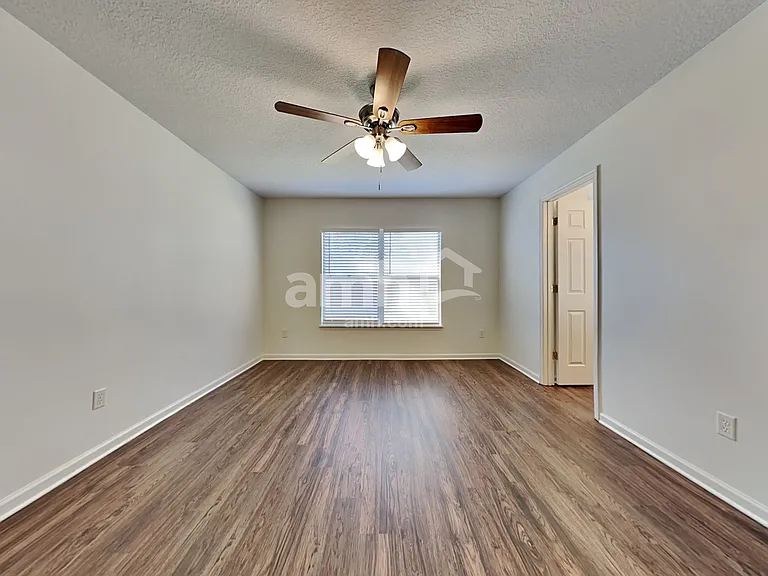716 Sid Dr — Photo 11