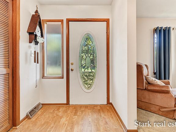 5th image of 2816 E Mount Garfield Rd