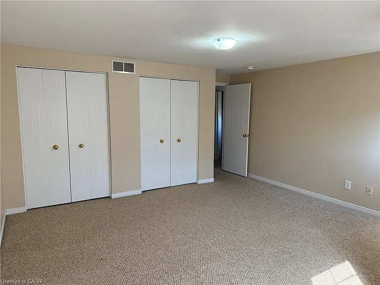 11 Hackberry St #1 — Photo 15