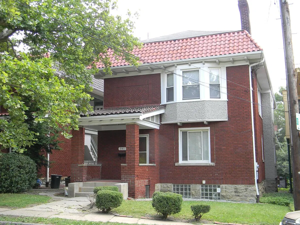 2 bed, $1,295 — Photo 1