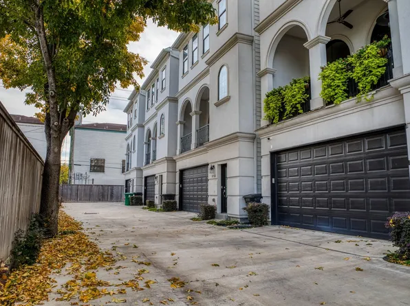 5711 Winsome Ln, Houston, TX 77057