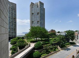 7004 Boulevard East APT 30H, West New York, NJ 07093