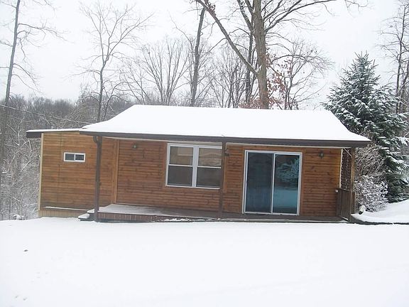 Guest house has w/d. Hickory