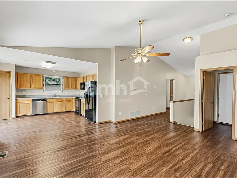1833 Kathiwade Dr — Photo 5