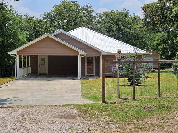 104 Bramble Wood Cir, Somerville, TX 77879