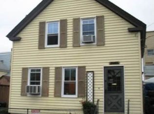 58 Grand St, Lowell, MA 01851