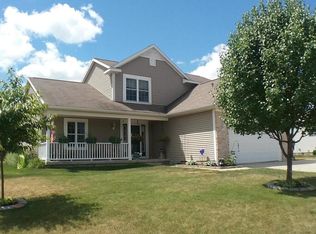 3821 Carnaby Dr, Lansing, MI 48906