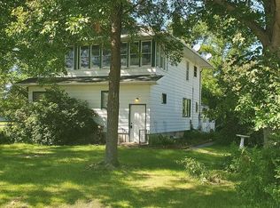 206 Gilead Ave, Wyndmere, ND 58081
