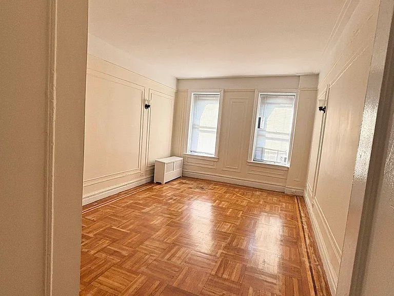 1793 Riverside Dr #6E — Photo 15