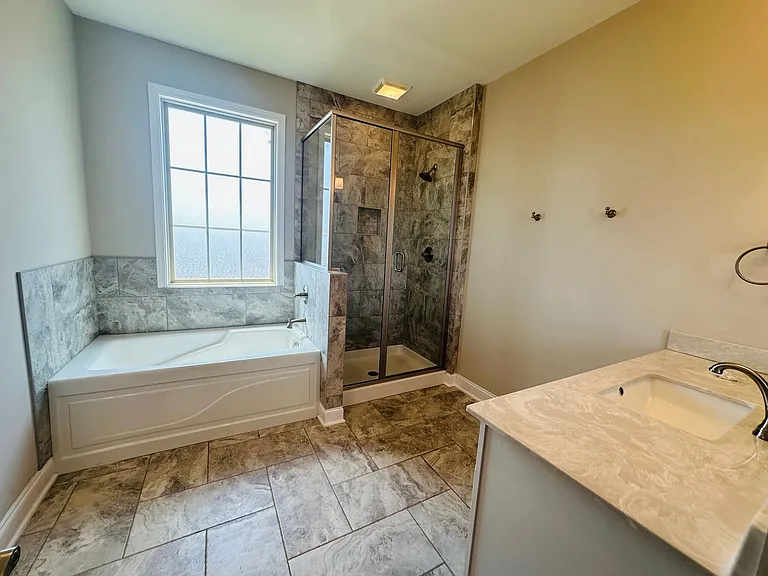 6311 Lantern Ridge Ln — Photo 20