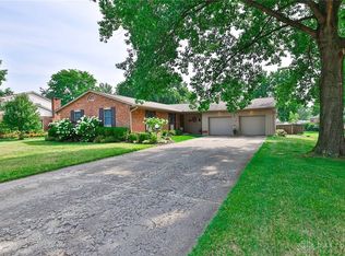 522 Riddle Rd, Mount Healthy, OH 45231