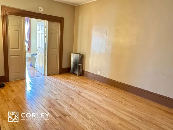 205 Lenox Road image 3 of 23