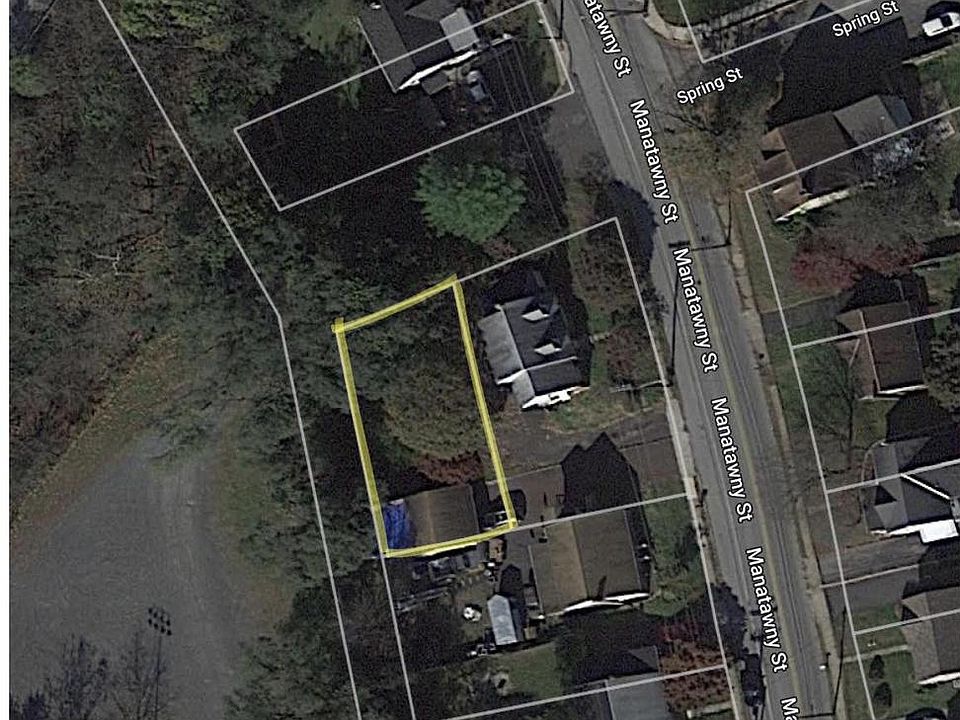 2nd image of 443 Manatawny St