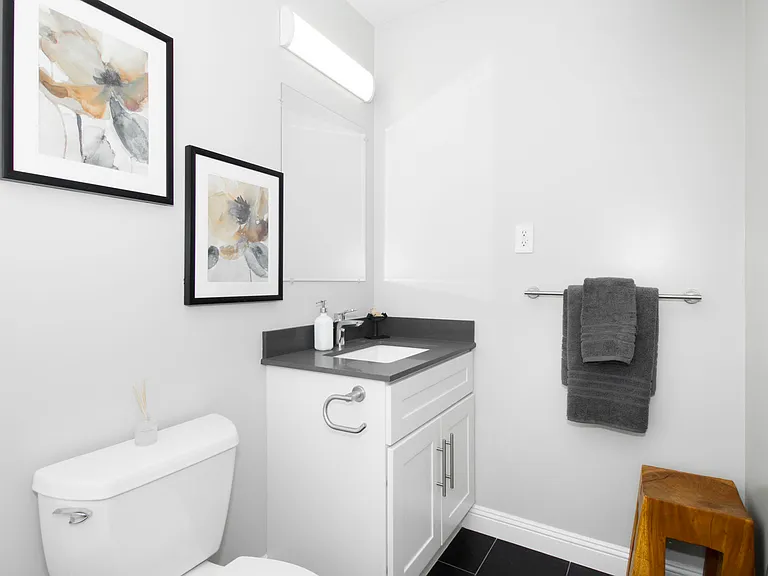 610 Clipper — Photo 11