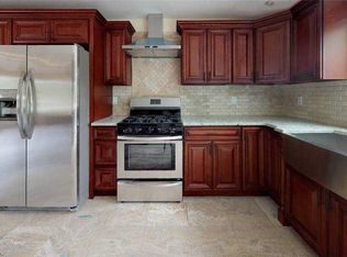 1023 Commack Rd, Dix Hills, NY 11746