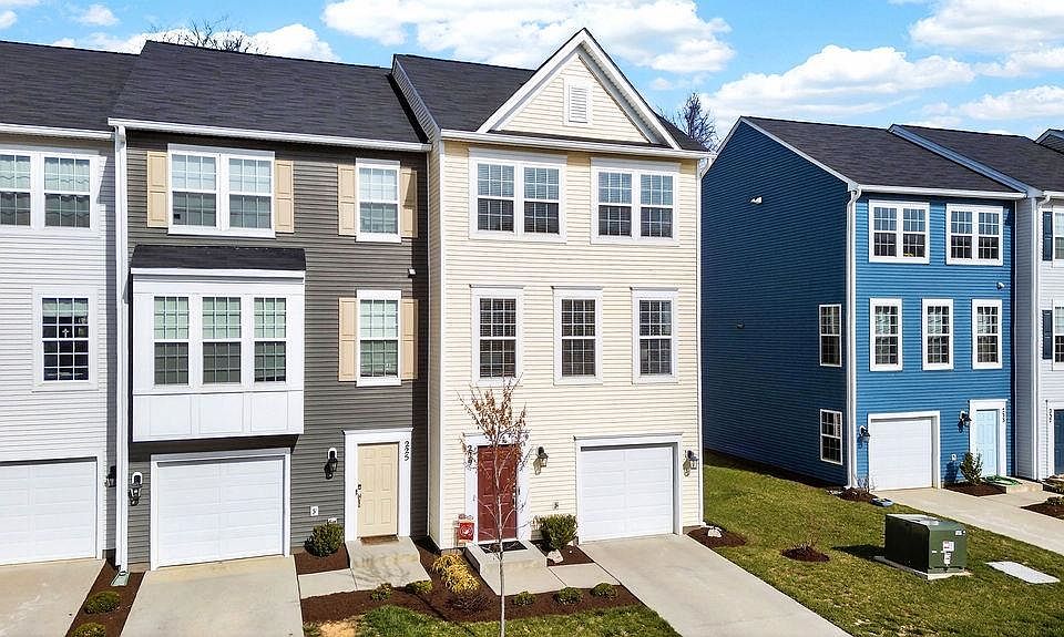 1st image of 229 Willowshire Ct