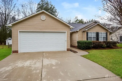 7392 Hoffner Dr Photo 1