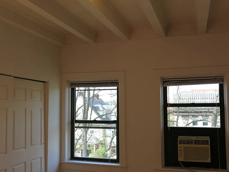 Oakland — Photo 14
