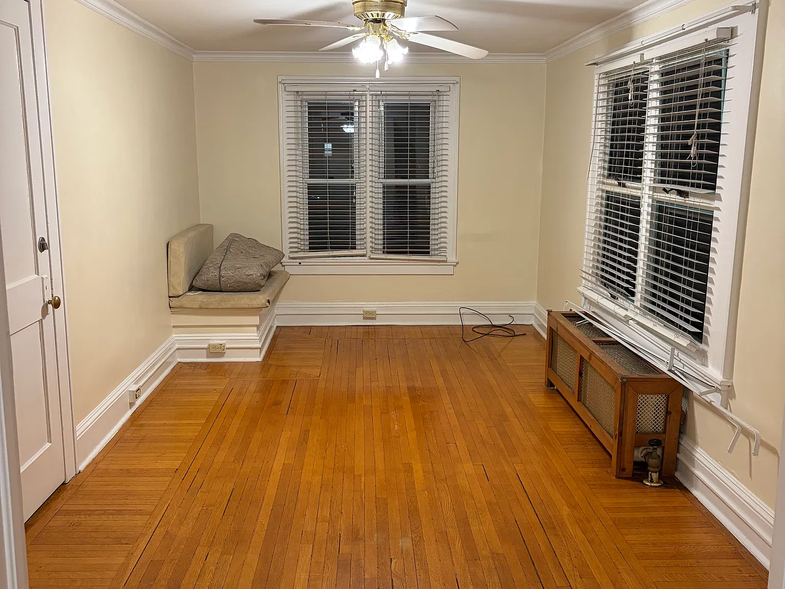 2 bed, $1,600 — Photo 2