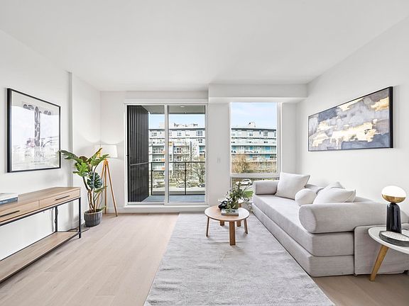 5th image of 5212 Cambie St #307