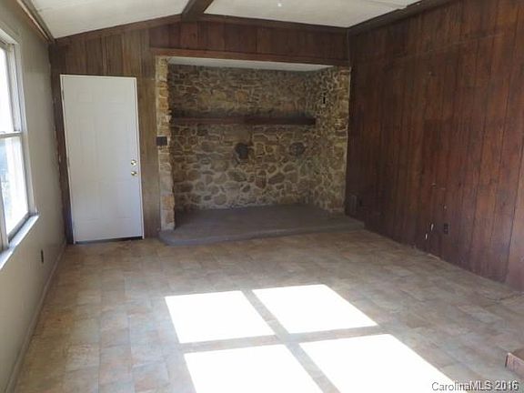 5th image of 1211 Betterbrook Ln