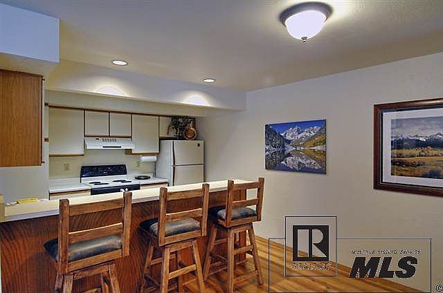 2nd image of 1 Jackpine Ct