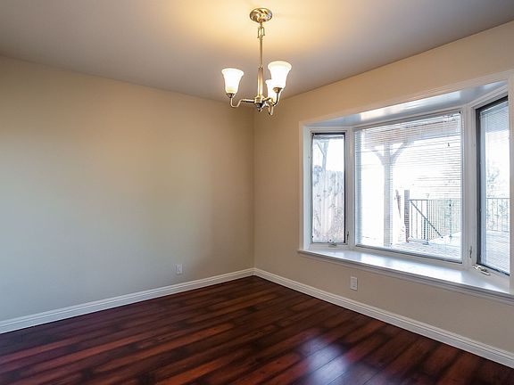 5th image of 681 Benson Way