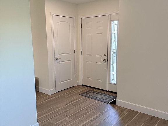 3rd image of 2278 Windmill Way