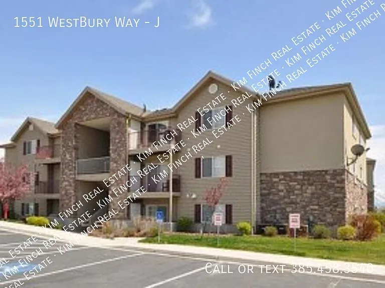 1551 Westbury Way #J — Photo 16