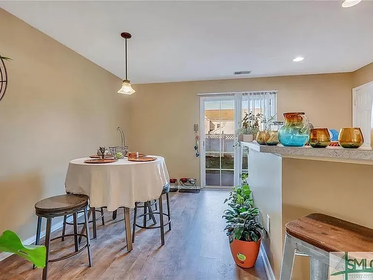 137 Fairgreen St — Photo 13
