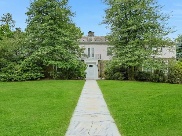 50 Forest Circle, New Rochelle, NY 10804