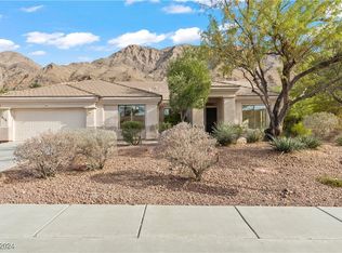 916 Temple View Dr, Las Vegas, NV 89110